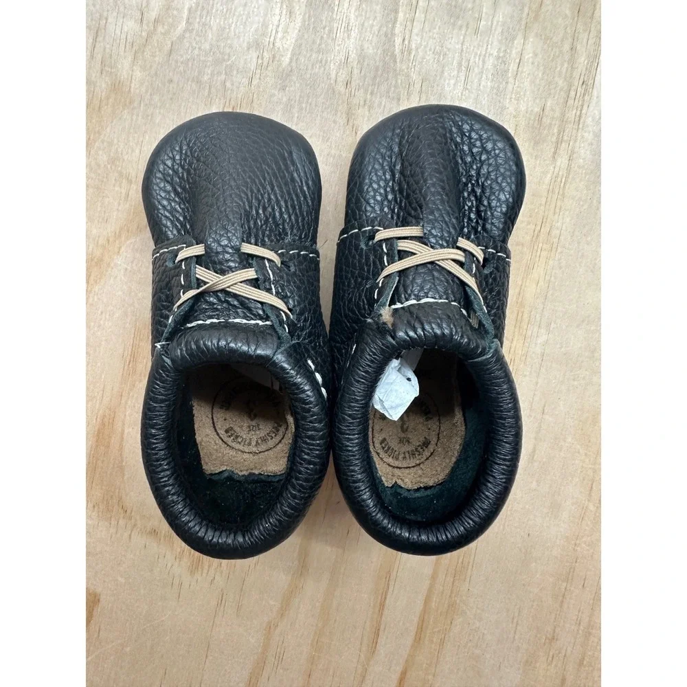 Freshly Picked Black Pebbled Leather Baby Moccasins Soft Sole‎ Shoes Size 3